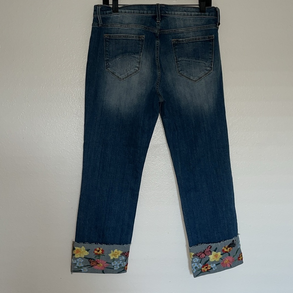 Driftwood Jeans size 32 . Embroidery on bottoms and pockets! NWT s - Picture 5 of 8